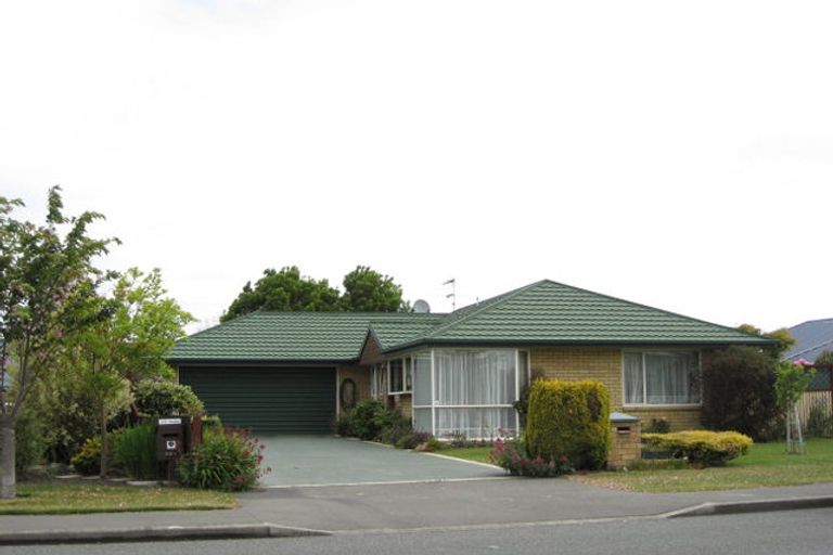 Photo of property in 223 Kingsbury Avenue, Rangiora, 7400