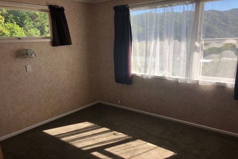 Photo of property in 19a Willis Grove, Wainuiomata, Lower Hutt, 5014