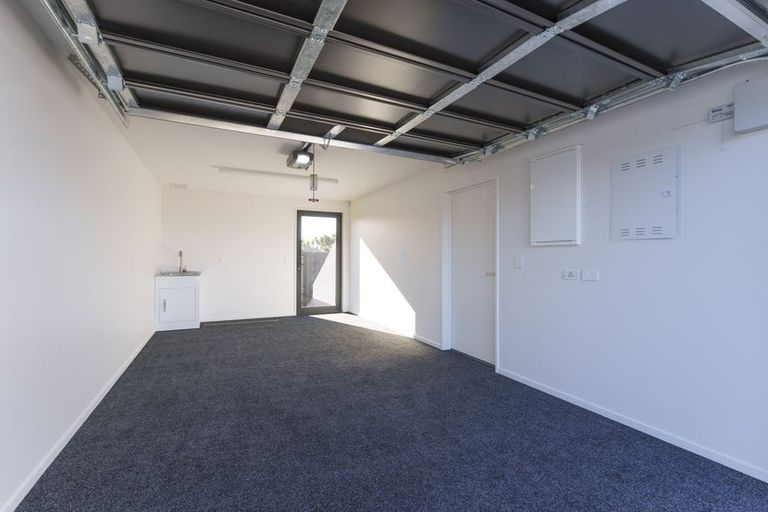 Photo of property in 2/36 Marriotts Road, North New Brighton, Christchurch, 8083