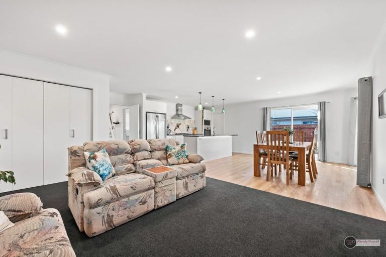 Photo of property in 11 Te Wiremu Lane, Otaki, 5512