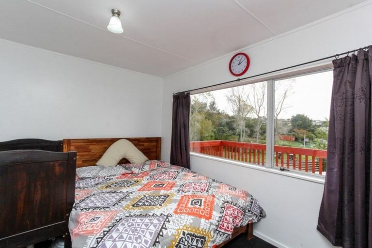 Photo of property in 67 Poplar Grove, Whalers Gate, New Plymouth, 4310