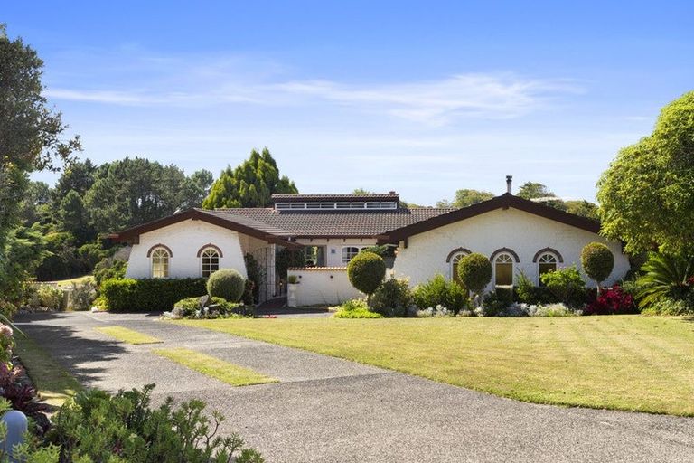 Photo of property in 18 Meachen Terrace, Waiuku, 2123