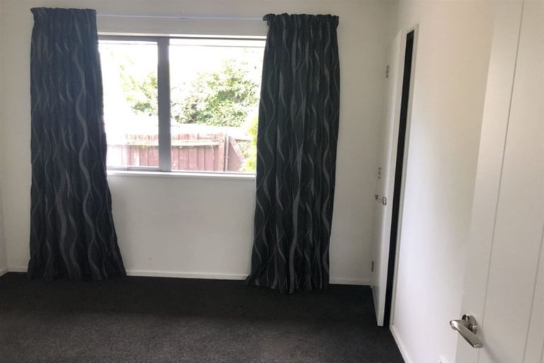 Photo of property in 2/65 Kuaka Crescent, Bromley, Christchurch, 8062