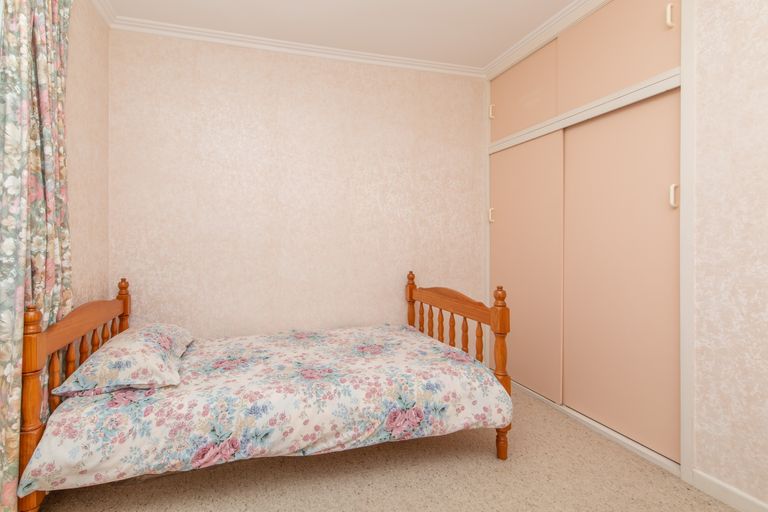 Photo of property in 17 Rountree Street, Upper Riccarton, Christchurch, 8041