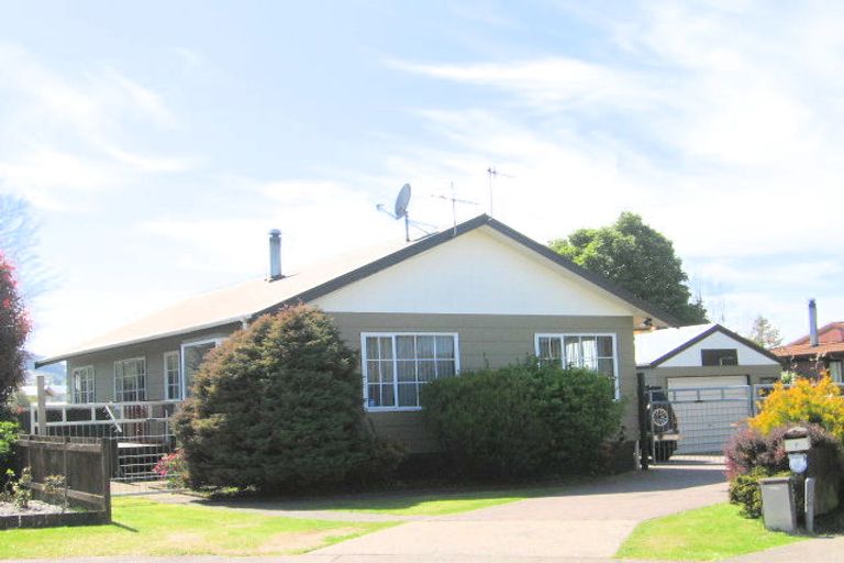 Photo of property in 7 Marcasite Place, Pukehangi, Rotorua, 3015