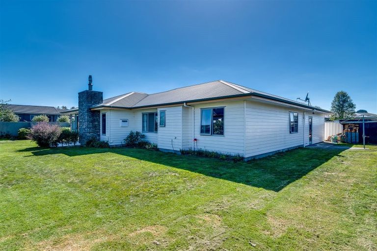Photo of property in 4 Highgrove Place, Waipukurau, 4200