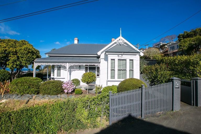Photo of property in 2 Melrose Street, Roslyn, Dunedin, 9010