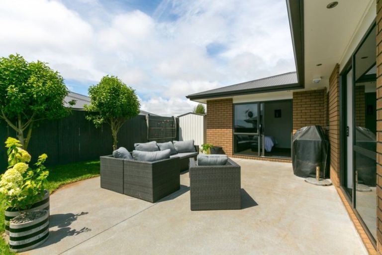 Photo of property in 18 Coby Sydney Drive, Bell Block, New Plymouth, 4312