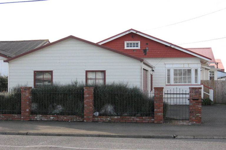 Photo of property in 123 Rongotai Road, Kilbirnie, Wellington, 6022