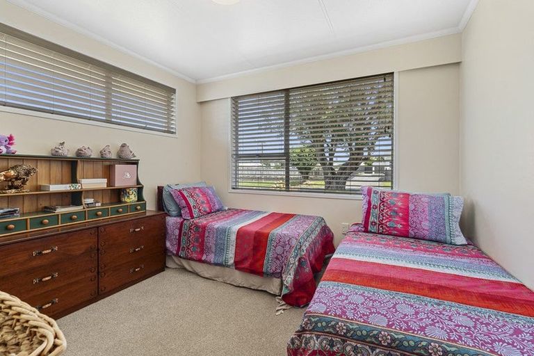 Photo of property in 100 Centennial Avenue, Waitara, 4320