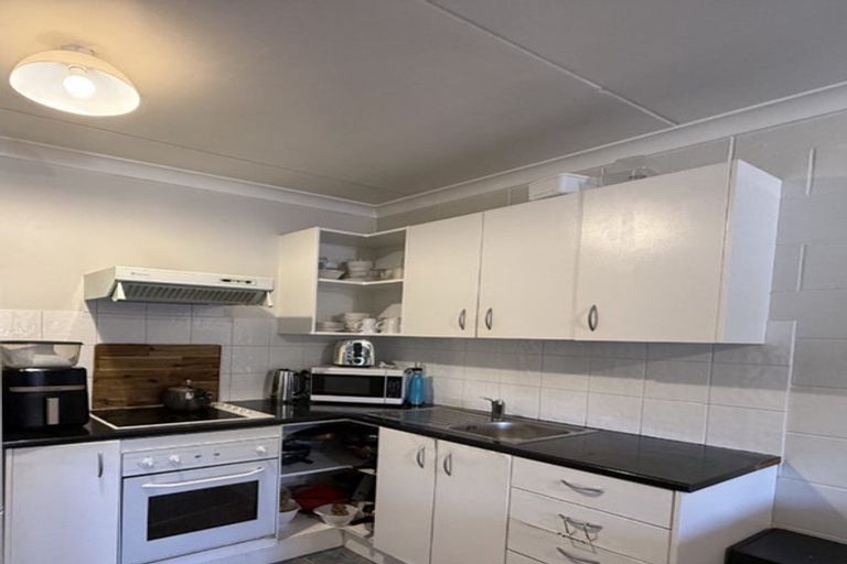 Photo of property in 1/57 Carrington Street, Lower Vogeltown, New Plymouth, 4310