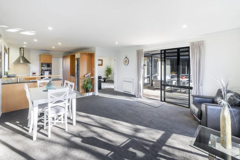 Photo of property in 3 Viceroy Place, Halswell, Christchurch, 8025