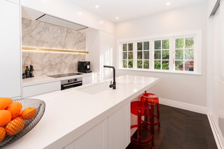 Photo of property in 49 Messines Road, Karori, Wellington, 6012