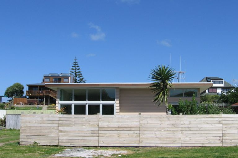 Photo of property in 17 Taylor Road, Papamoa Beach, Papamoa, 3118