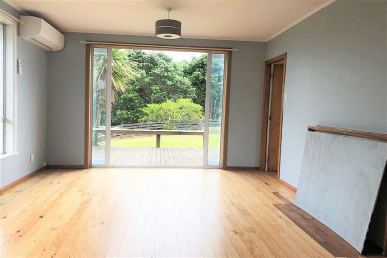 Photo of property in 54 Marama Crescent, Spotswood, New Plymouth, 4310