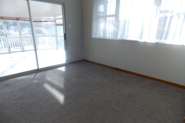 Photo of property in 44 Middleton Road, Johnsonville, Wellington, 6037