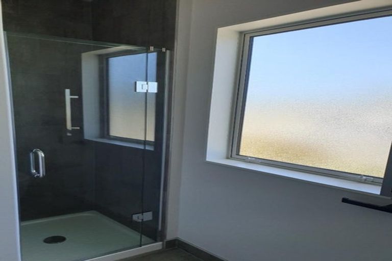 Photo of property in 8 Herekino Street, Westgate, Auckland, 0814