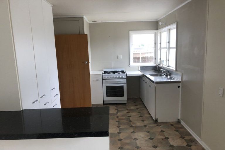 Photo of property in 69 Long Melford Road, Awapuni, Palmerston North, 4412