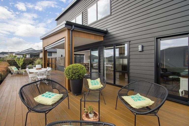 Photo of property in 13 Stingray Drive, Omokoroa, 3114