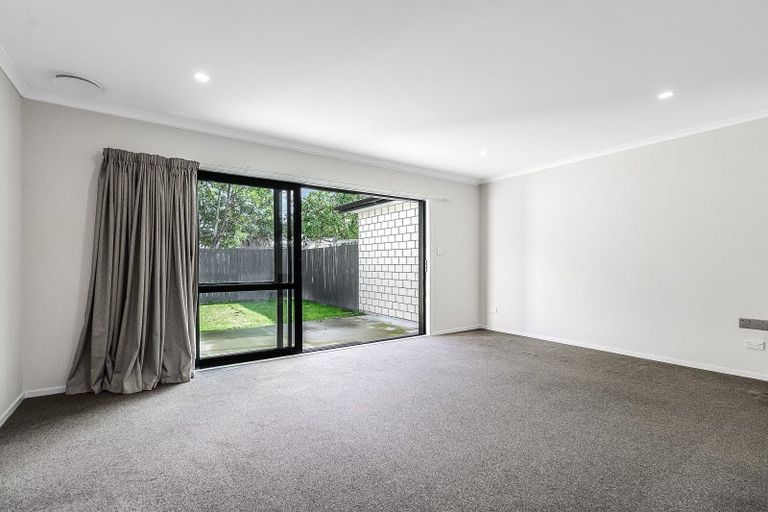 Photo of property in 1/17 Walter Street, Fairfield, Hamilton, 3214