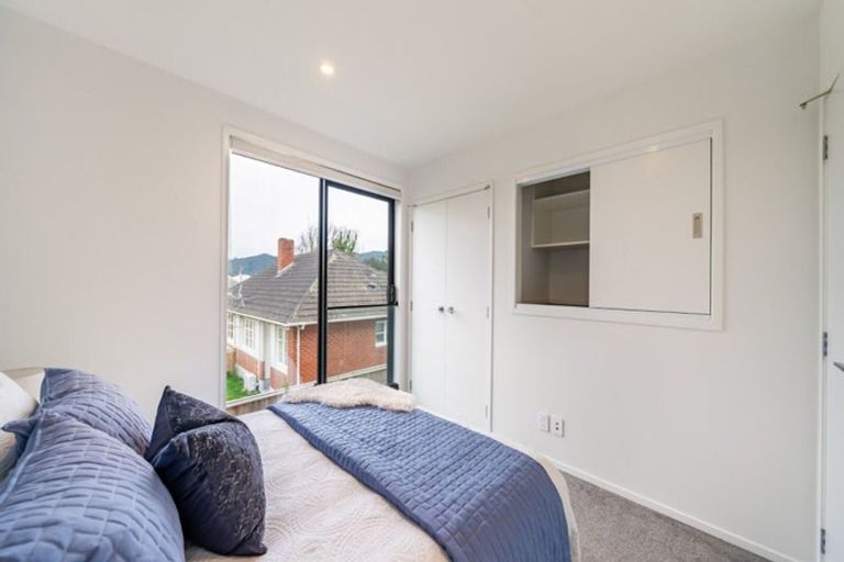 Photo of property in 2/183 Cambridge Terrace, Fairfield, Lower Hutt, 5011