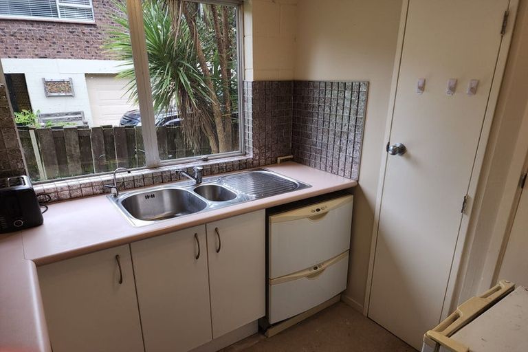 Photo of property in 3 Arcadia Crescent, Bayview, Auckland, 0629