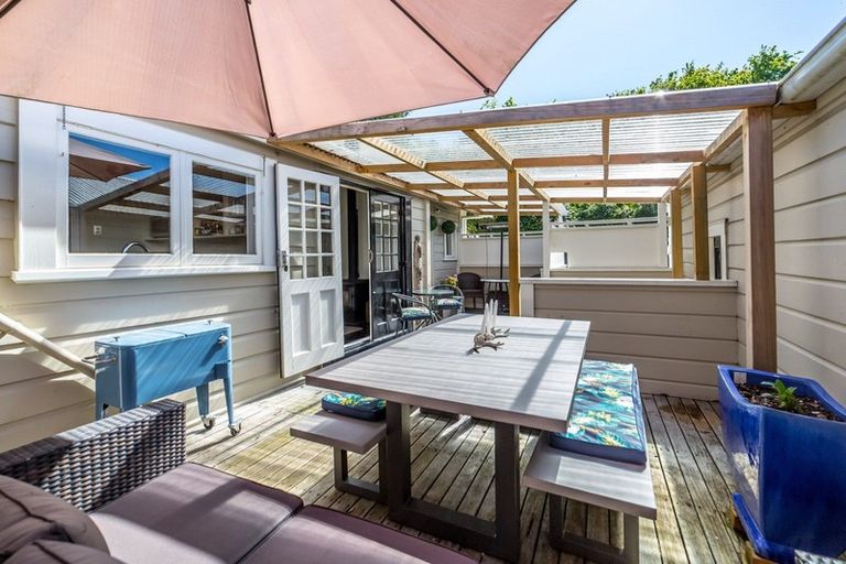 Photo of property in 141 Main Street, Greytown, 5712