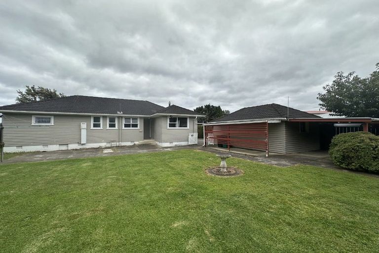 Photo of property in 160 Weraroa Road, Levin, 5510