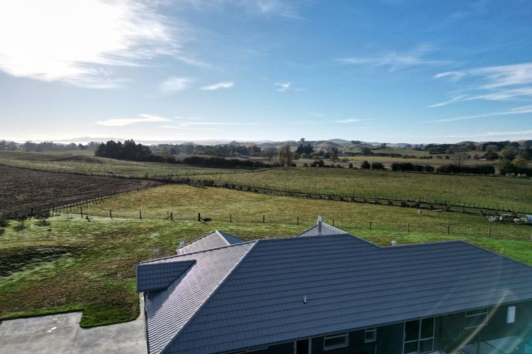 Photo of property in 52 Highlands Drive, Waipawa, 4210