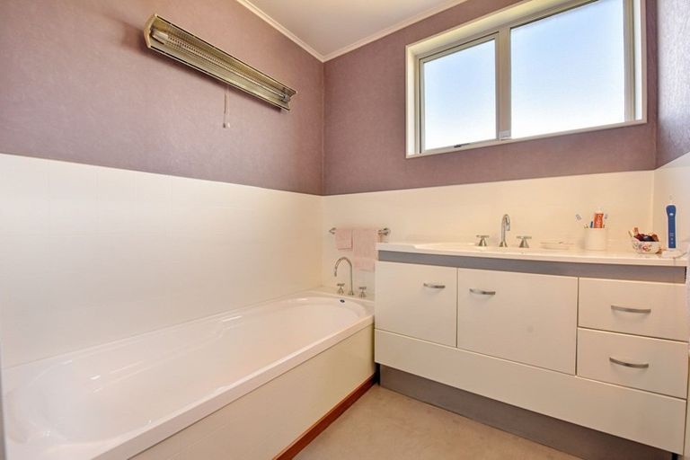 Photo of property in 28 Koa Street, Gore, 9710