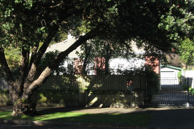 Photo of property in 54 Petherick Street, Taita, Lower Hutt, 5011