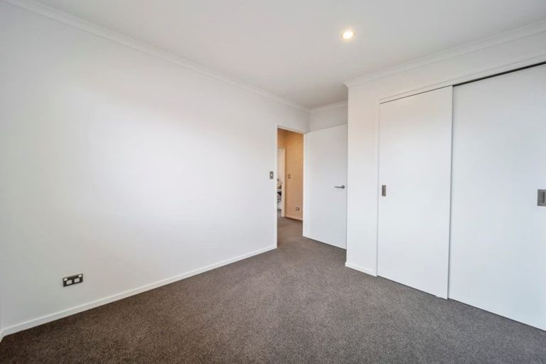 Photo of property in 28c Bayly Road, Moturoa, New Plymouth, 4310