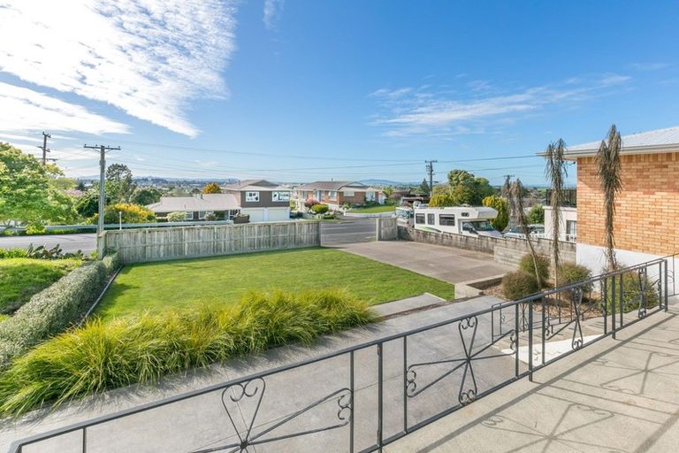 Photo of property in 53 Newcastle Road, Dinsdale, Hamilton, 3204