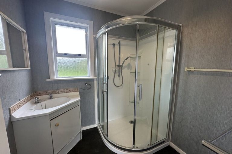 Photo of property in 160 Weraroa Road, Levin, 5510