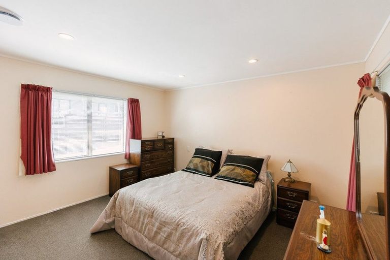 Photo of property in 28 Kentucky Way, Awapuni, Palmerston North, 4412