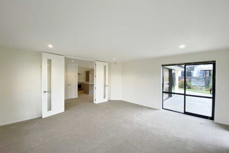 Photo of property in 27 Euphrasie Drive, Aidanfield, Christchurch, 8025