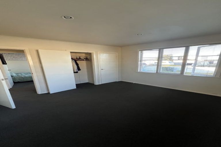 Photo of property in 9 Waterview Road, Favona, Auckland, 2024