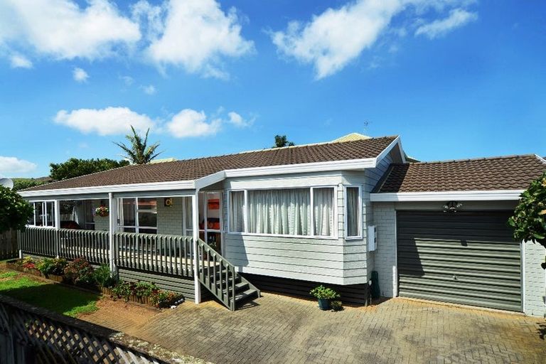 Photo of property in 4/56 Kiwi Esplanade, Mangere Bridge, Auckland, 2022
