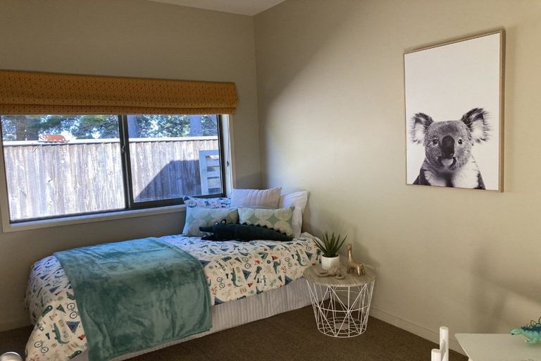 Photo of property in 21 Amoka Crescent, Parklands, Christchurch, 8083