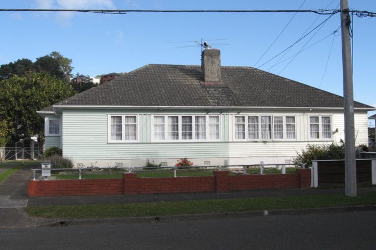 Photo of property in 12 Pilcher Crescent, Naenae, Lower Hutt, 5011