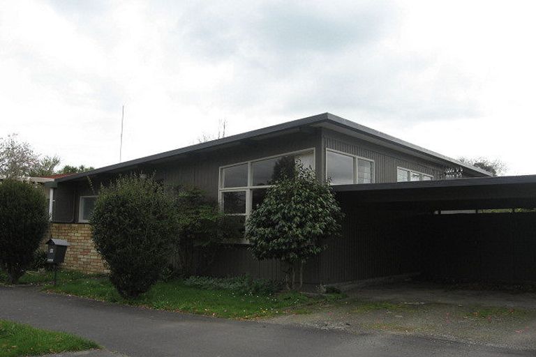 Photo of property in 21 Keeling Street, West End, Palmerston North, 4412