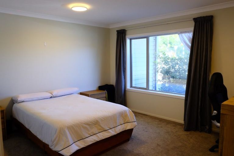 Photo of property in 4/19 Collins Avenue, Tawa, Wellington, 5028