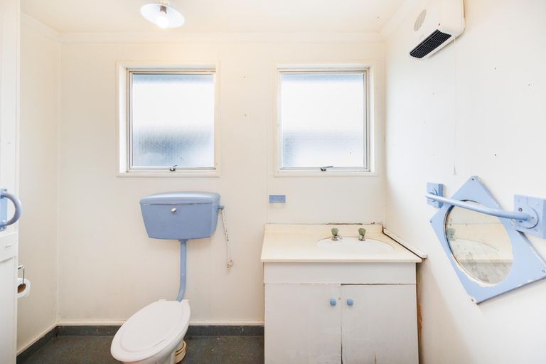 Photo of property in 1/976 Tremaine Avenue, Roslyn, Palmerston North, 4414