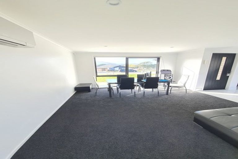 Photo of property in 25 Lippiatt Crescent, Pokeno, 2402