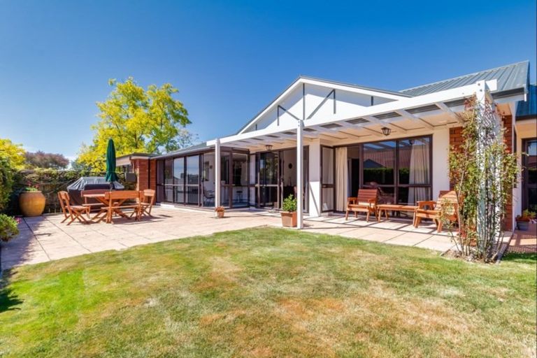 Photo of property in 26 Kingsgate Avenue, Havelock North, 4130