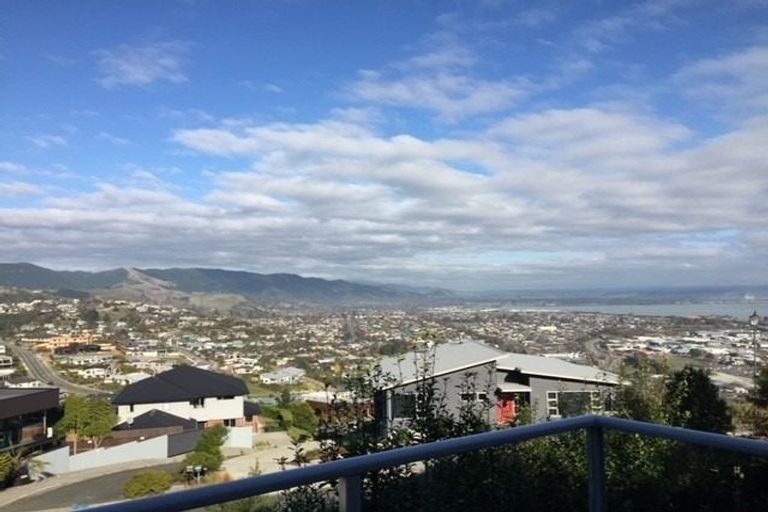 Photo of property in 14 Heemskerck Place, Britannia Heights, Nelson, 7010