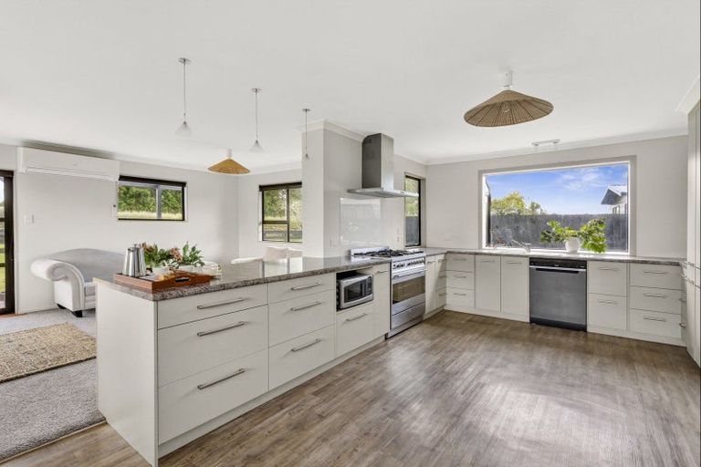 Photo of property in 43 Forrest Road, Cambridge, 3493