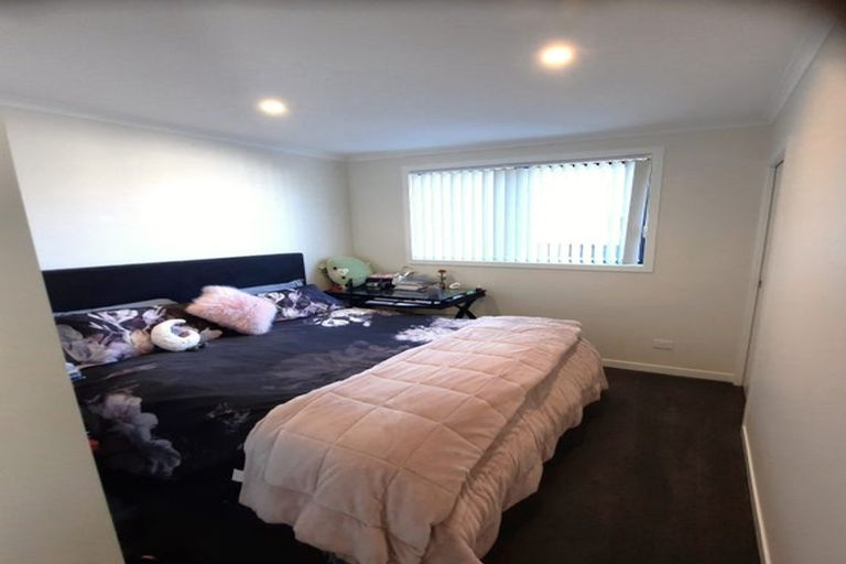 Photo of property in 5 Omahuru Road, Glenbrook, 2681