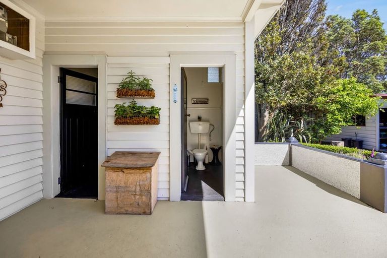 Photo of property in 1170a South Road, Manaia, 4678