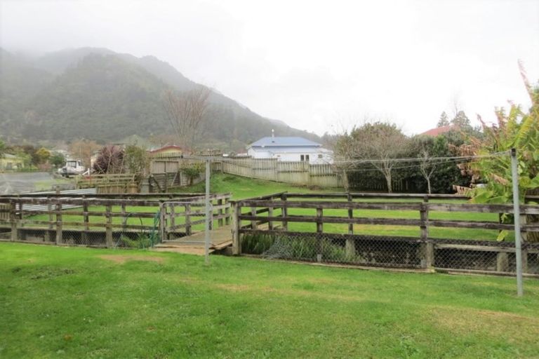 Photo of property in 37 Ema Street, Te Aroha, 3320